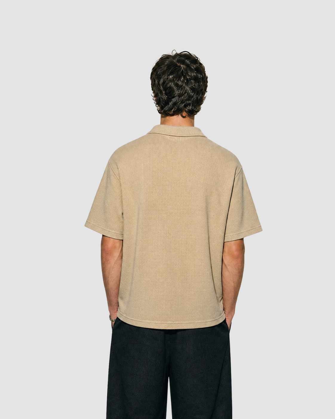 LE GAUFRÉ — polo boxy maille gaufrée wash vintage JALVÈNE, coloris Beige Garrigue