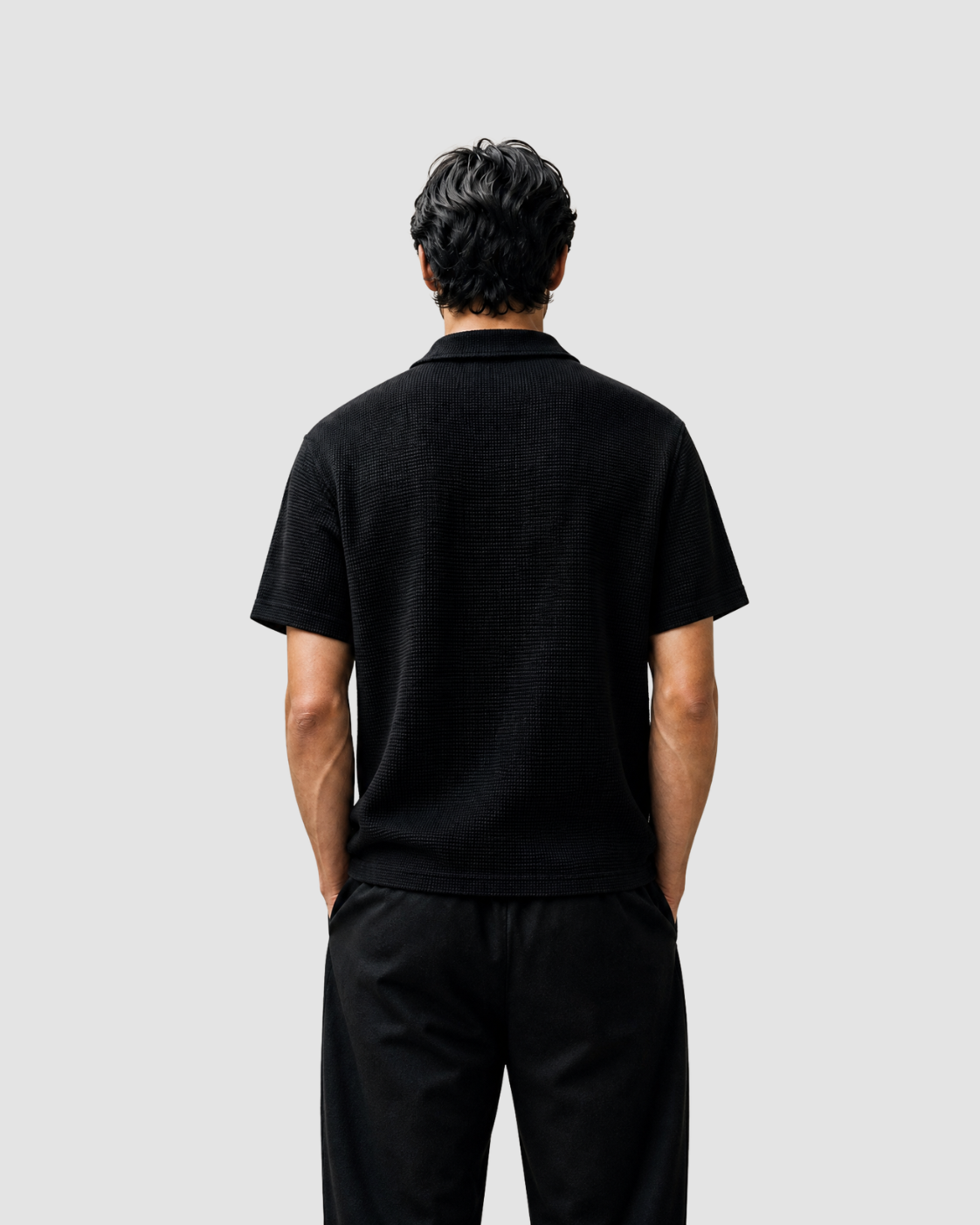 LE GAUFRÉ — polo boxy maille gaufrée wash vintage JALVÈNE, coloris Noir Encre
